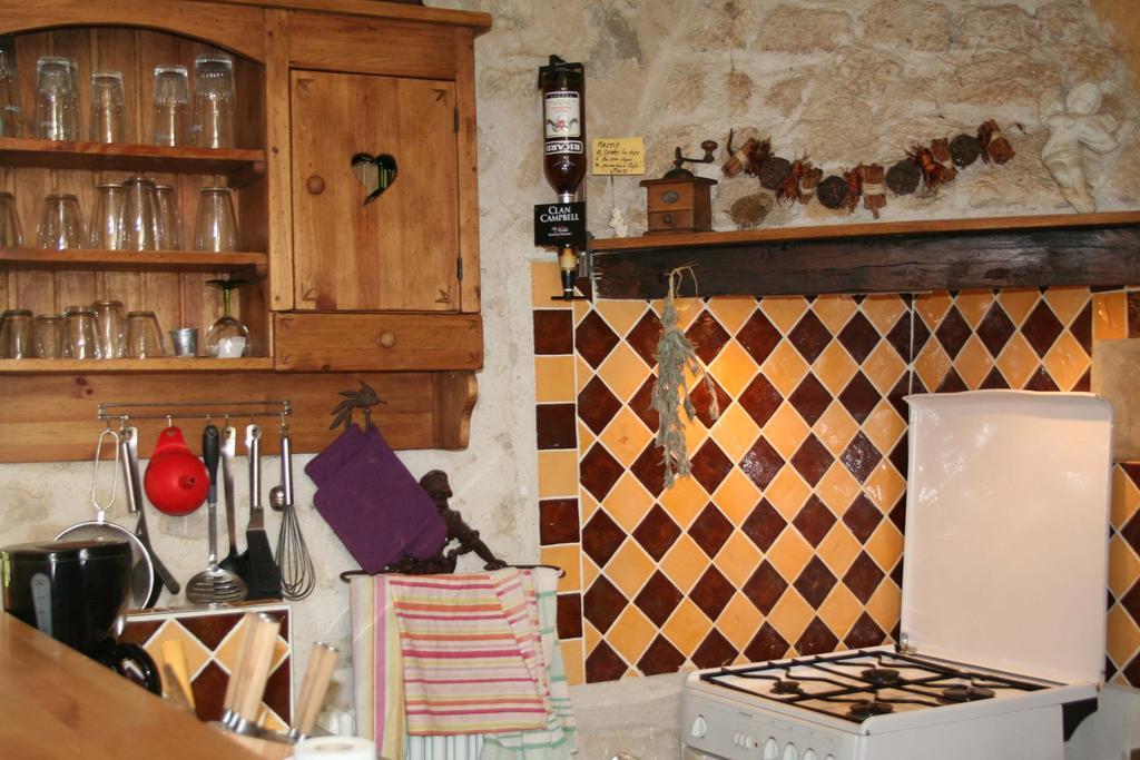 Chambre D'Hotes La Romarine Barnave Zewnętrze zdjęcie